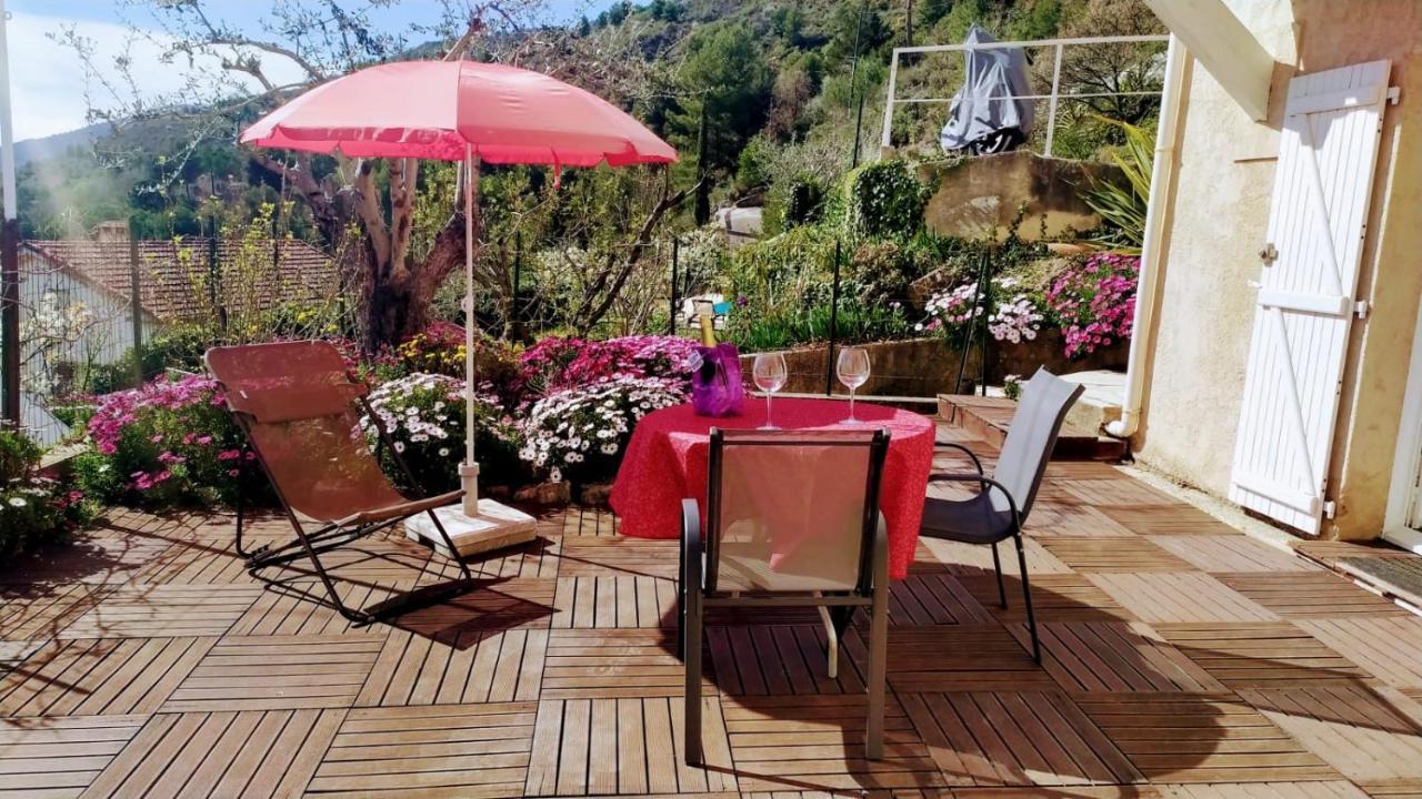 Studio le romantique à 20 kms de Nice Bendéjun Esterno foto