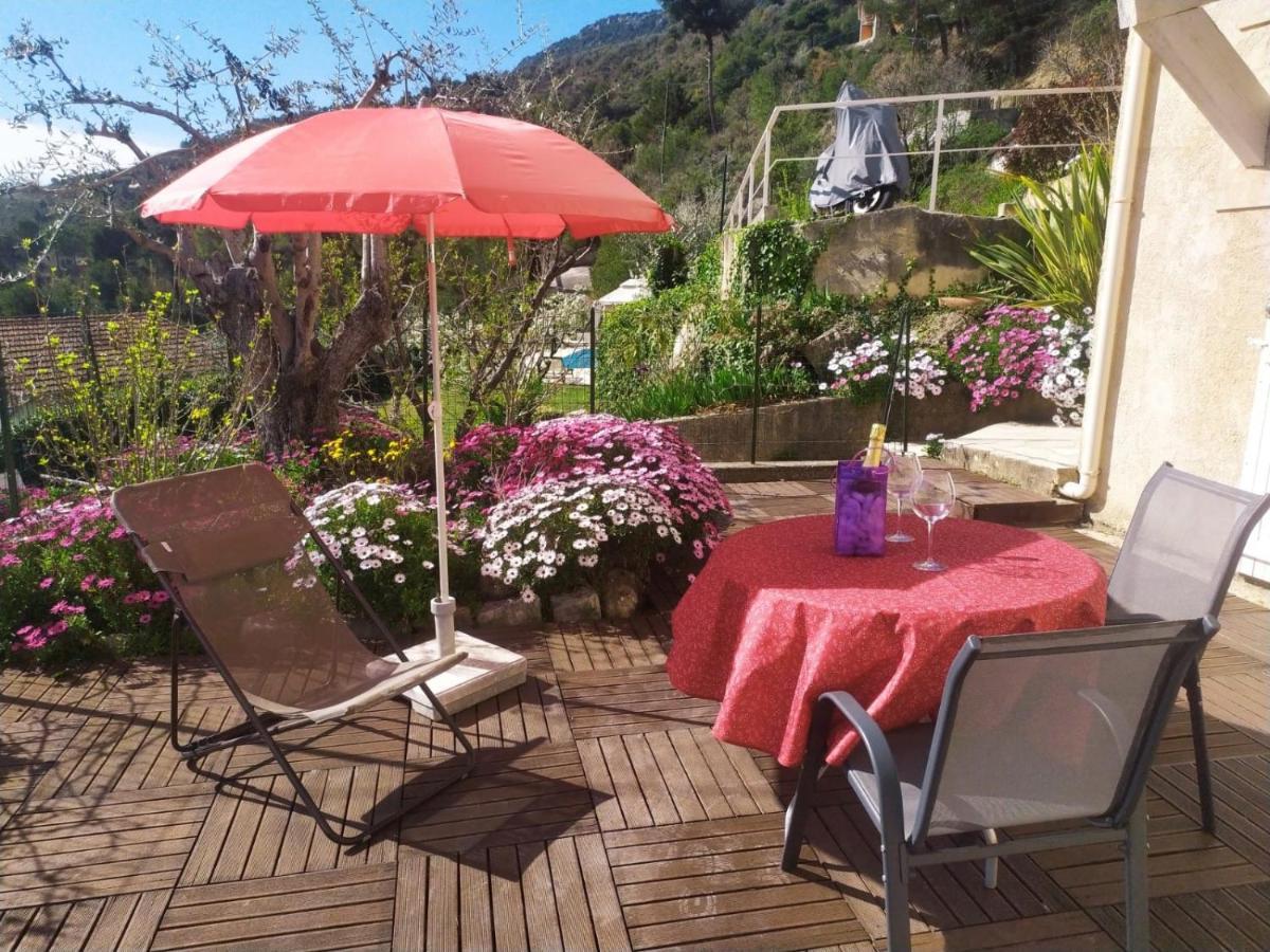 Studio le romantique à 20 kms de Nice Bendéjun Esterno foto