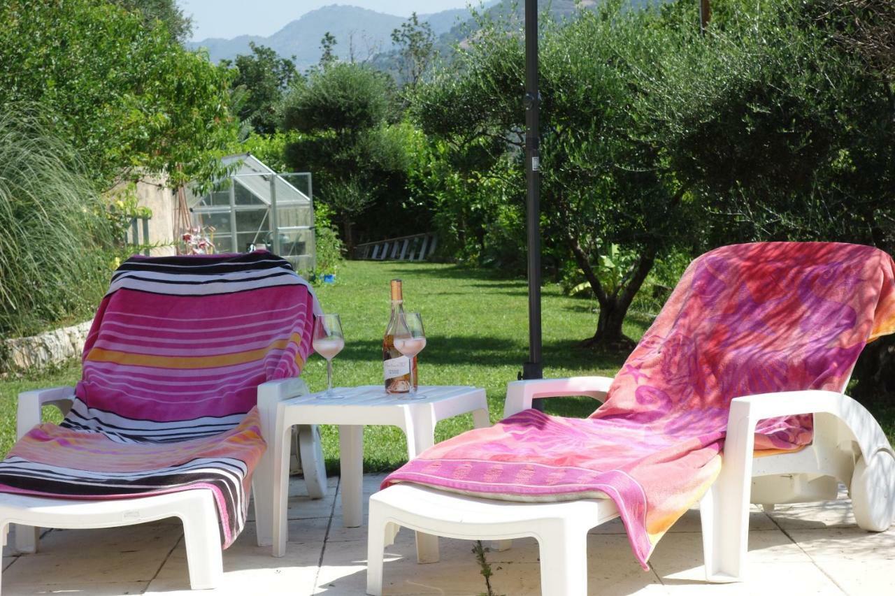 Studio le romantique à 20 kms de Nice Bendéjun Esterno foto